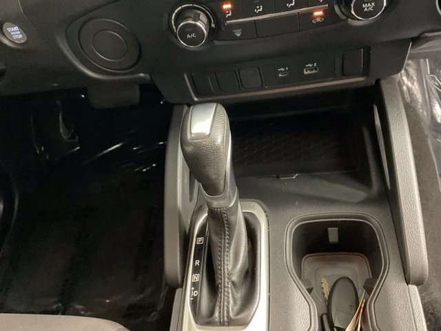 Used 2022 Nissan Frontier S RWD image 19