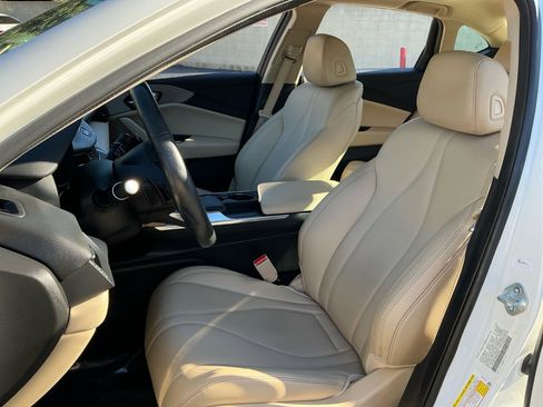 Used 2021 Acura TLX image 17