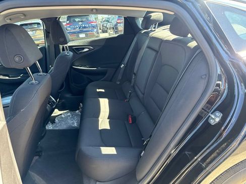 Used 2023 Chevrolet Malibu LT FWD image 19