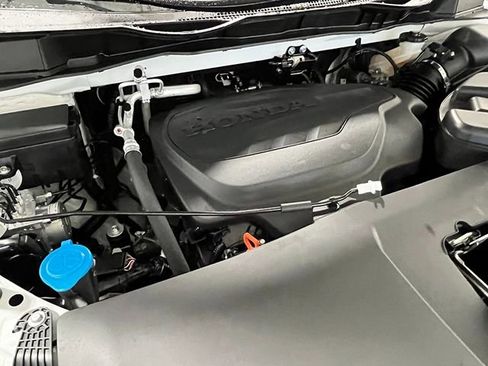 New 2026 Honda Odyssey Touring image 12