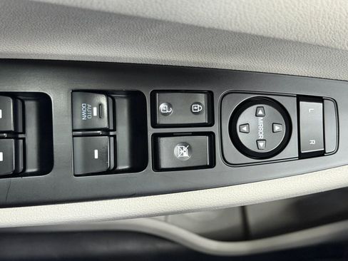 Used 2019 Hyundai Tucson SE image 22