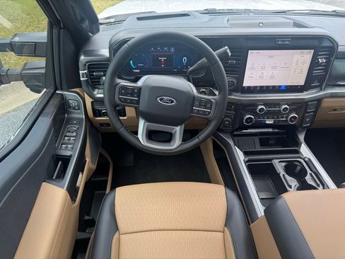 New 2025 Ford F350 Lariat w/ Lariat Ultimate Package AWD/4WD image 11