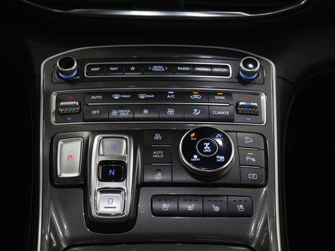 Used 2023 Hyundai Santa Fe Limited AWD/4WD image 19
