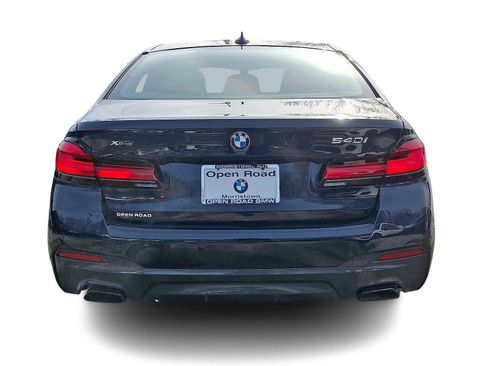 Used 2022 BMW 540i xDrive 540i xDrive w/ M Sport Package image 5