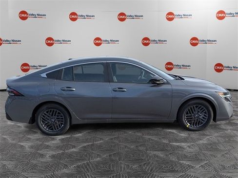 New 2026 Nissan Sentra SV w/ SV Convenience Package image 4