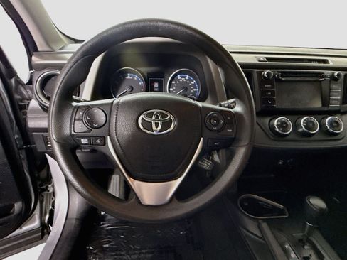 Used 2017 Toyota RAV4 LE FWD image 13