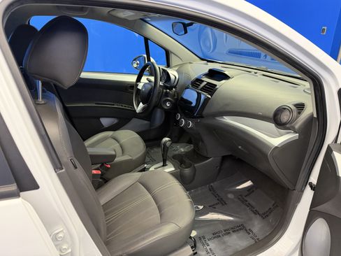 Used 2015 Chevrolet Spark LT FWD image 21
