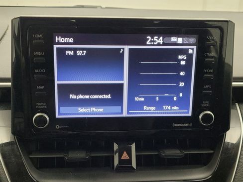 Used 2022 Toyota Corolla LE FWD image 25