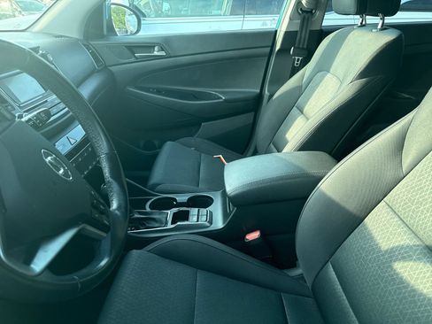 Used 2016 Hyundai Tucson Sport FWD image 7