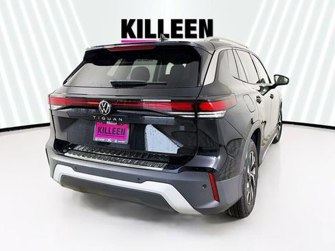 New 2026 Volkswagen Tiguan S image 7