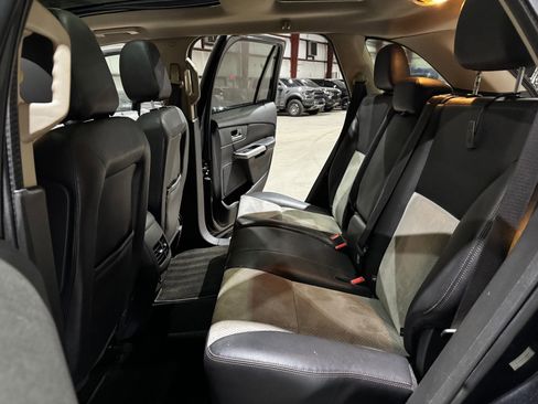 Used 2014 Ford Edge SEL w/ Equipment Group 205A AWD/4WD image 18
