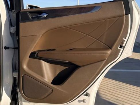 Used 2017 Lincoln MKC Reserve w/ Lincoln MKC Climate Package image 16