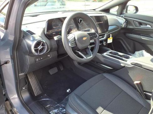 New 2026 Chevrolet Equinox EV LT image 7