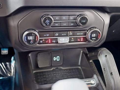 Used 2024 Ford Bronco Raptor w/ Interior Carbon Fiber Pack 6 AWD/4WD image 23