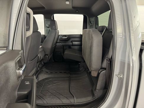 Used 2025 Chevrolet Silverado 2500 Custom w/ Custom Value Package image 29