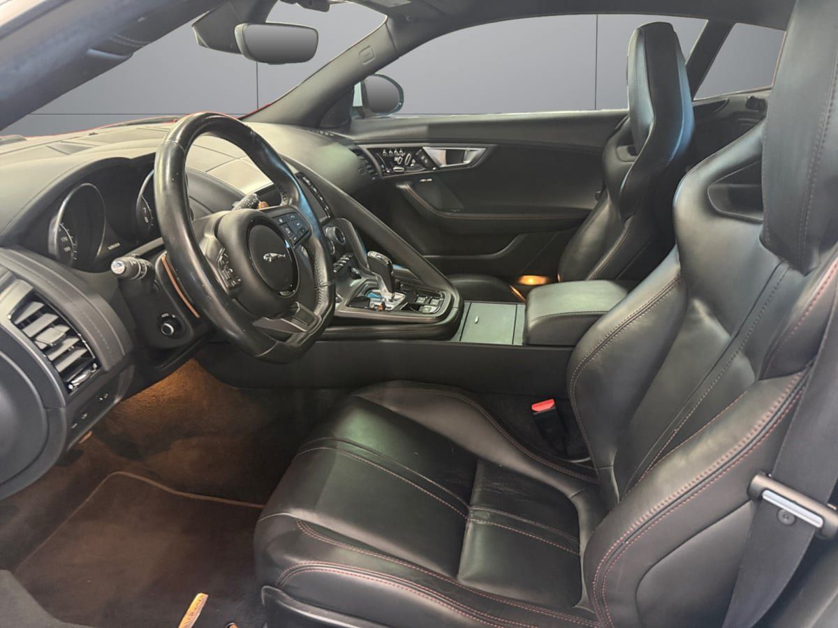 Used 2016 Jaguar F-TYPE S RWD image 10