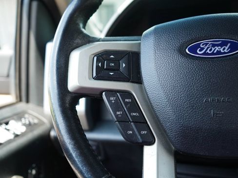 Used 2019 Ford F150 Lariat AWD/4WD image 33
