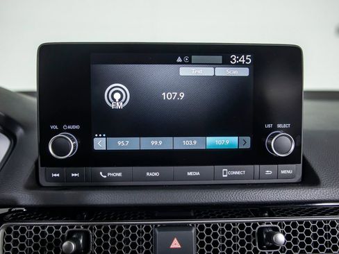 Used 2025 Honda Civic Sport image 29