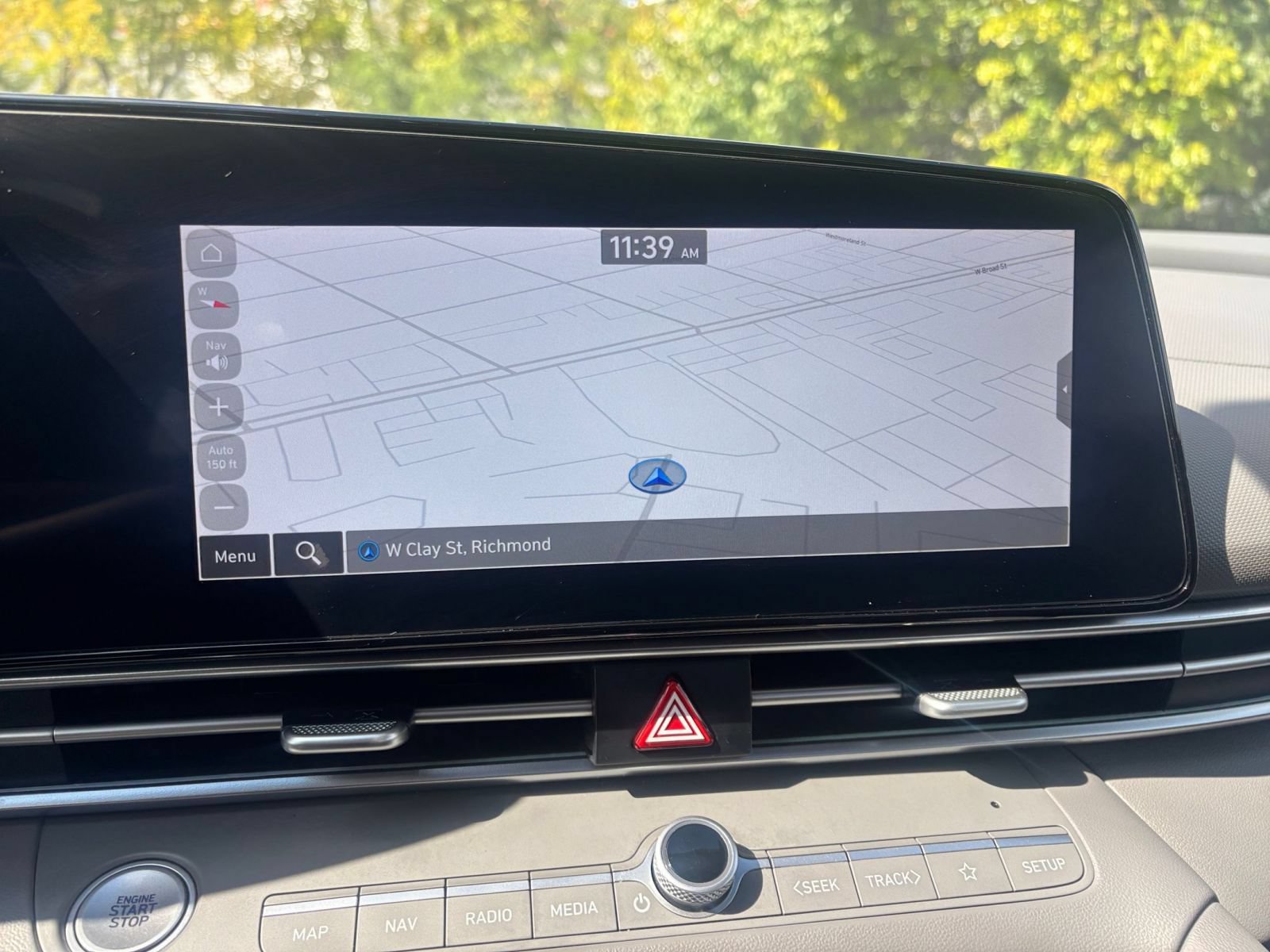 Used 2025 Hyundai Elantra SEL FWD image 19