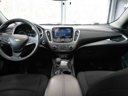 Used 2023 Chevrolet Malibu LT FWD image 20