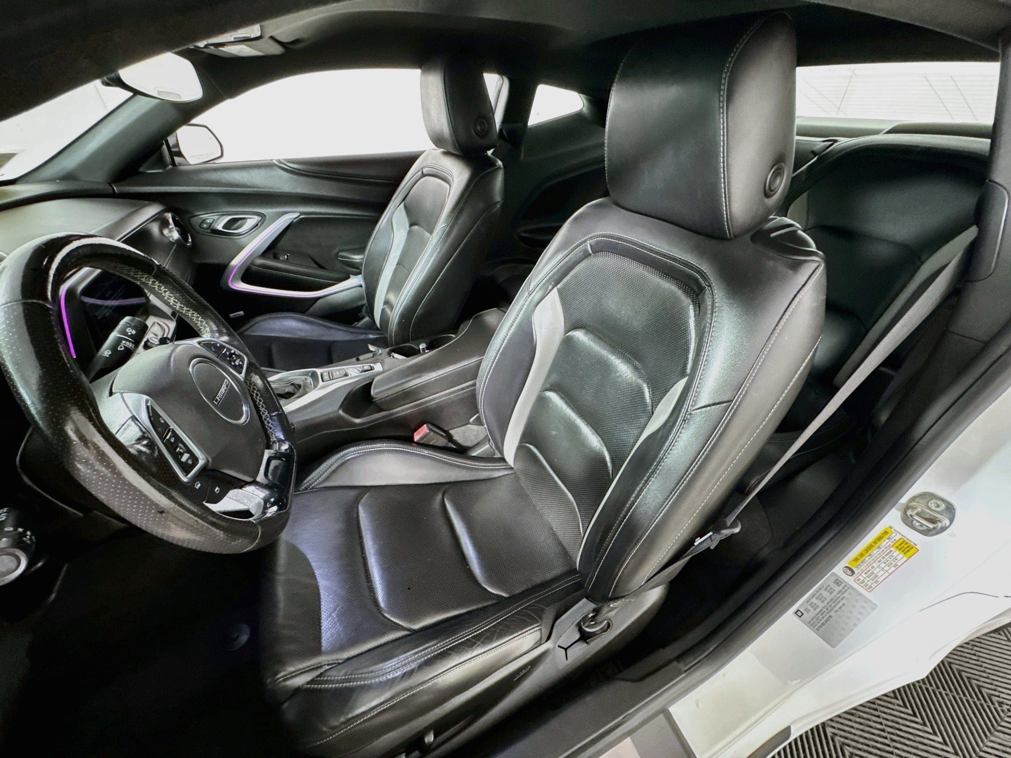 Used 2018 Chevrolet Camaro LT RWD image 16