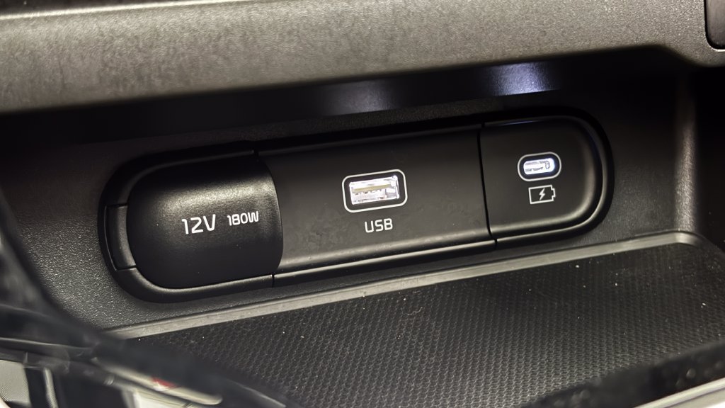 Used 2025 Kia Soul EX FWD image 23