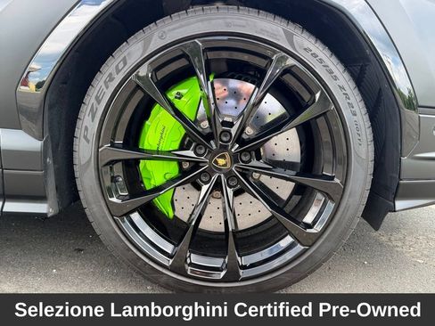 Used 2024 Lamborghini Urus S AWD/4WD image 13