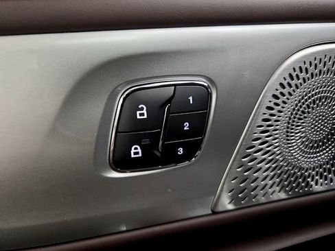 New 2026 Lincoln Nautilus Black Label image 21