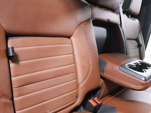 Used 2025 GMC Sierra 2500 Denali Ultimate image 30