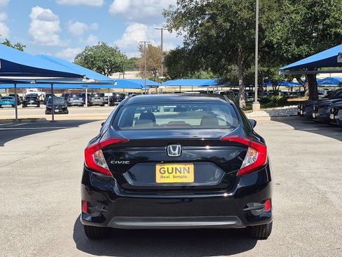 Used 2016 Honda Civic LX image 4