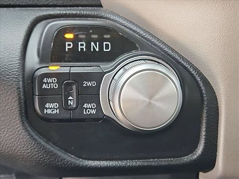 Used 2021 RAM 1500 Laramie AWD/4WD image 13