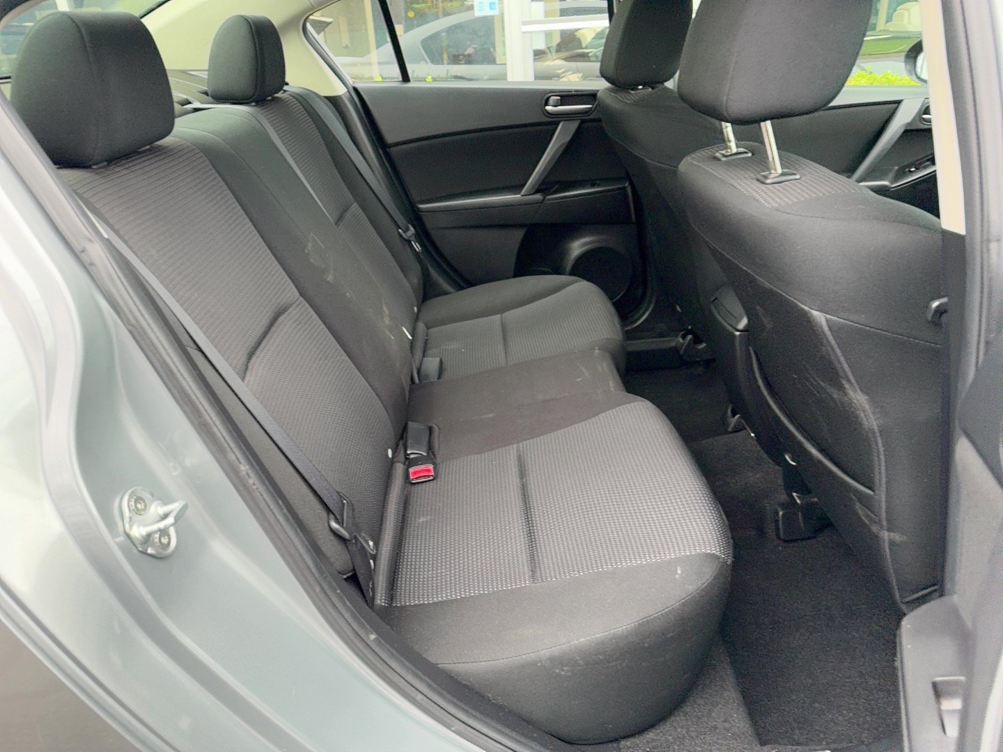 Used 2012 MAZDA MAZDA3 i Sport FWD image 19