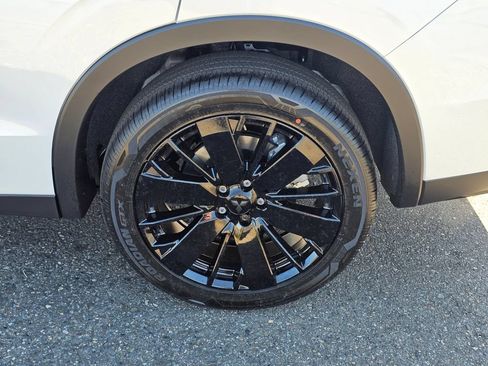 New 2026 Mitsubishi Outlander LE AWD/4WD image 9
