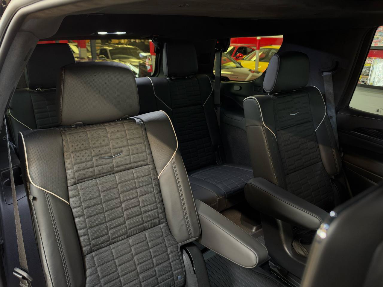 Used 2023 Cadillac Escalade V AWD/4WD image 26