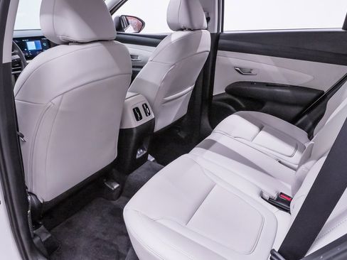 Certified 2025 Hyundai Tucson SEL image 11