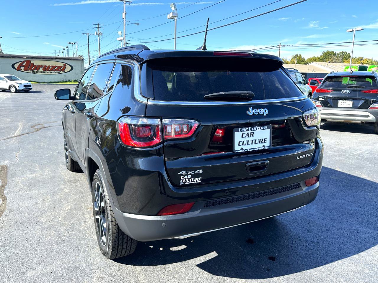 Used 2023 Jeep Compass Limited w/ Sun and Sound Group AWD/4WD image 10