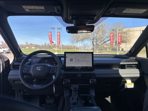 New 2026 Toyota RAV4 XSE image 30