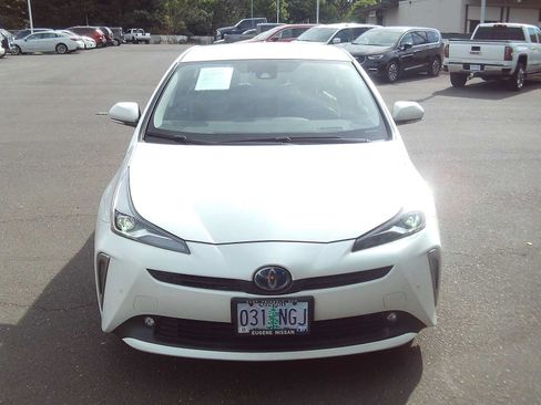 Used 2020 Toyota Prius XLE w/ Advanced Technology Package AWD/4WD image 8