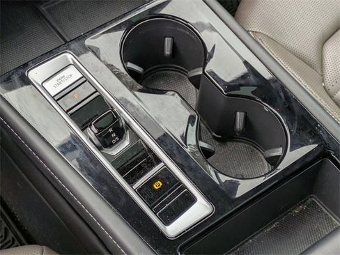 Used 2024 Volkswagen Atlas SEL image 19