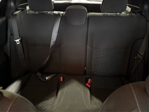 Used 2021 Nissan Kicks S image 15