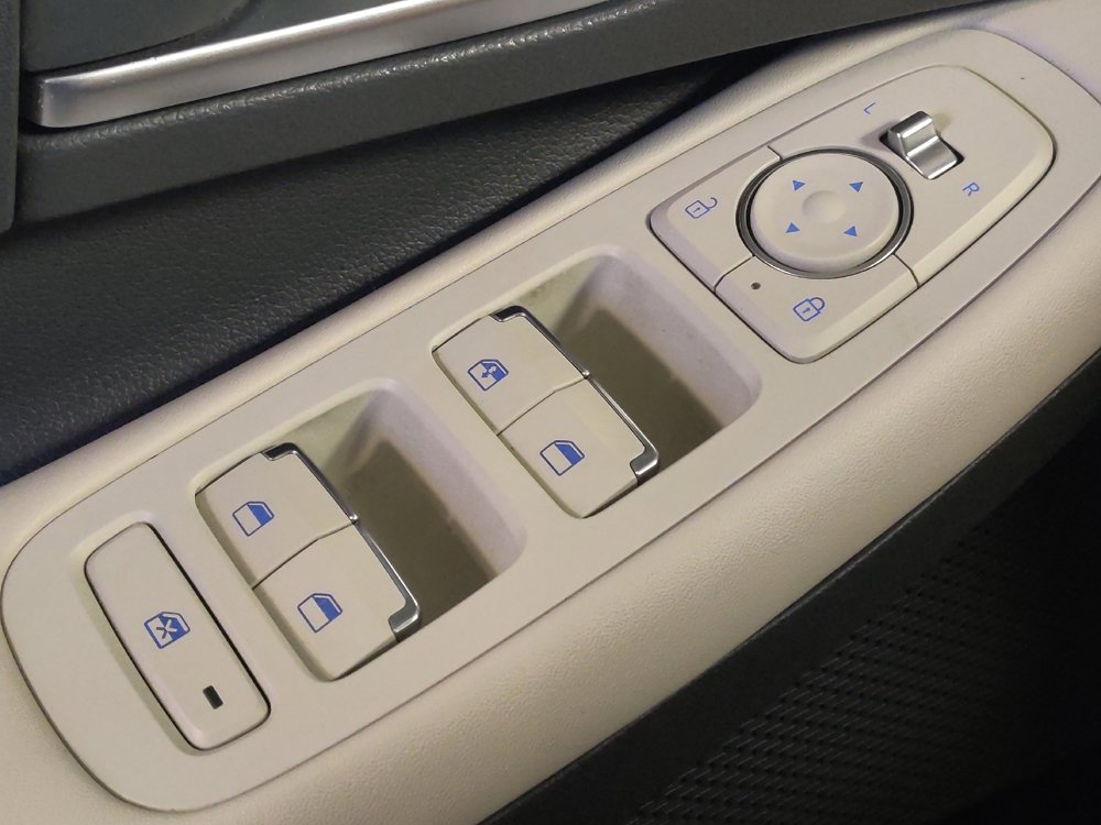 Used 2022 Hyundai Sonata SE FWD image 27