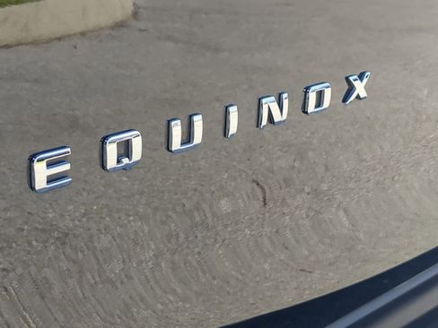 Used 2021 Chevrolet Equinox LT image 33