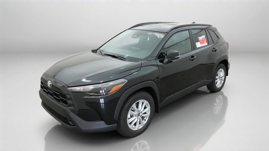 New 2026 Toyota Corolla Cross LE w/ Moonroof Package FWD image 1