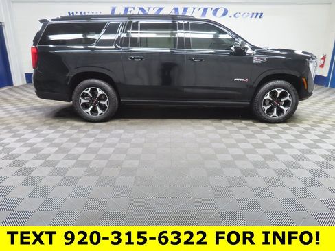 Used 2025 GMC Yukon XL AT4 w/ AT4 Premium Package image 2