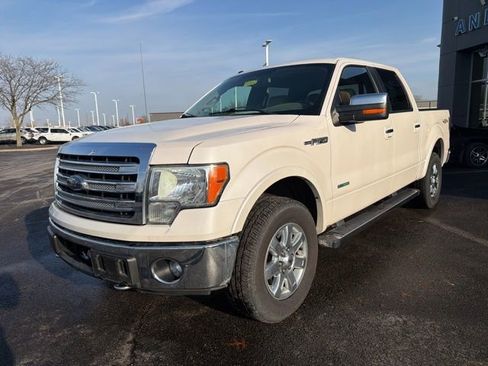 Used 2014 Ford F150 Lariat w/ Lariat Chrome Package image 11