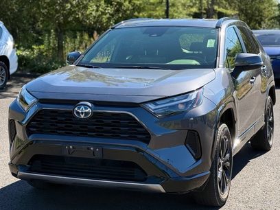 Used 2023 Toyota RAV4 SE w/ SE Grade Weather Package
