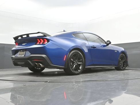 Used 2024 Ford Mustang GT RWD image 33