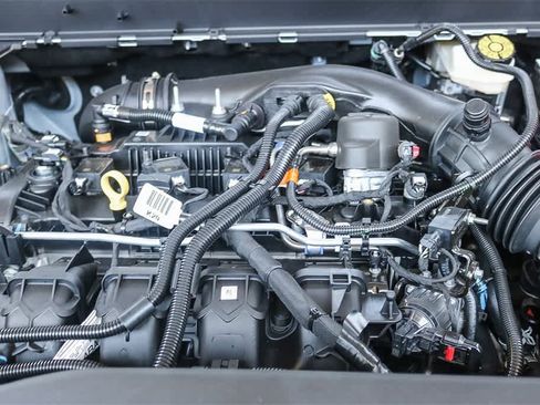 New 2024 Ford Maverick Lariat w/ 4K Tow Package image 25