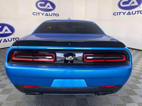 Used 2016 Dodge Challenger R/T Scat Pack w/ Leather Interior Group image 4