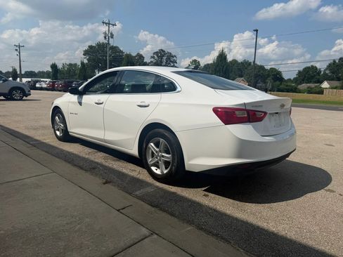 Used 2024 Chevrolet Malibu LS w/ Driver Confidence Package FWD image 5